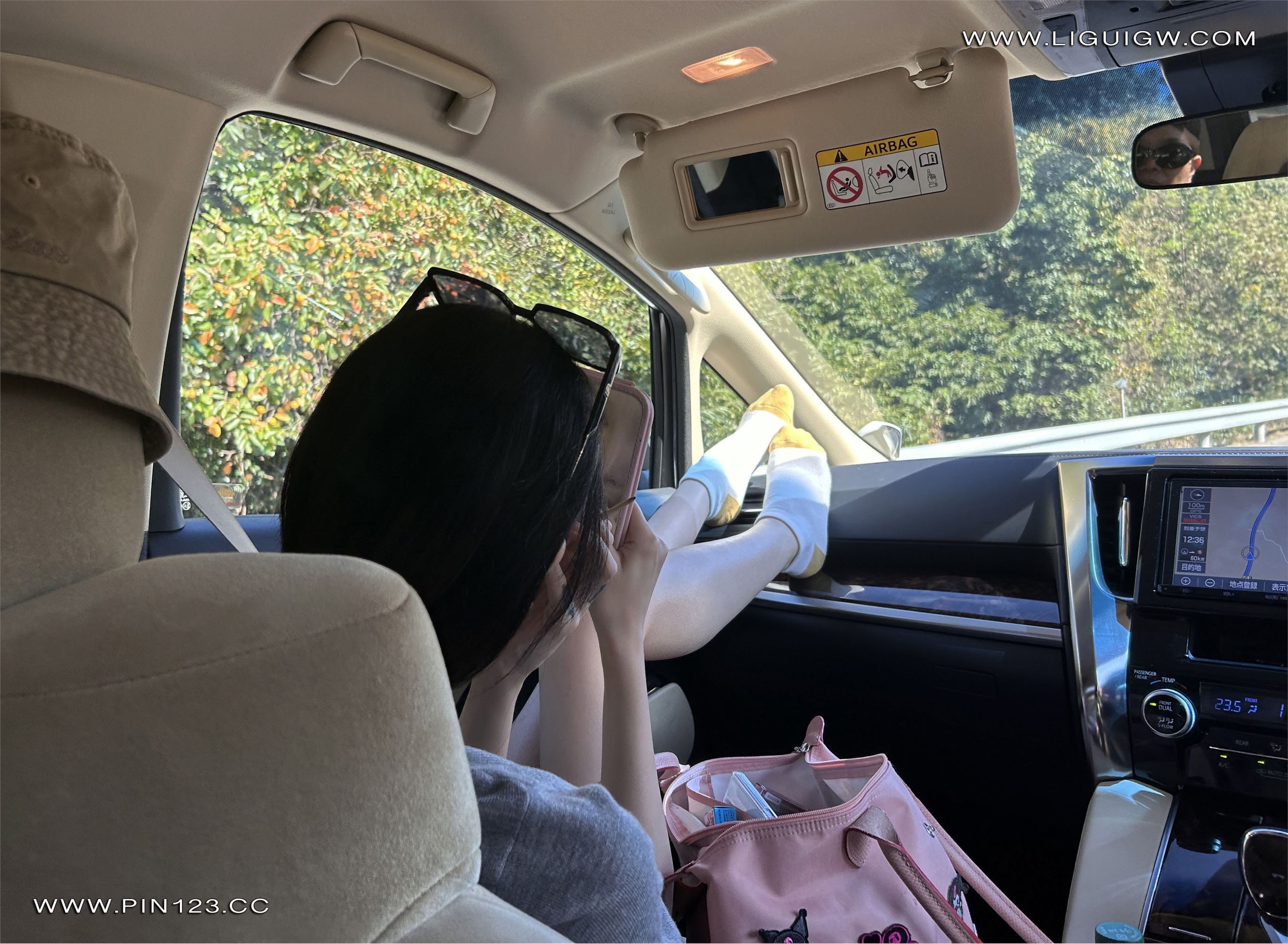 Ligui丽柜  2024.11.14 日本旅拍3 兔子